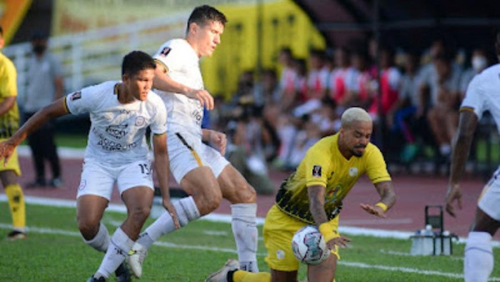 Pertandingan Rans Nusantara FC lawan PS Barito putera berakhir imbang 1-1.