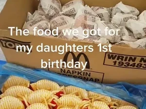 Sultan! Ibu Ini Rayakan Ultah Sang Anak dengan Burger McDonalds Rp 10 Juta