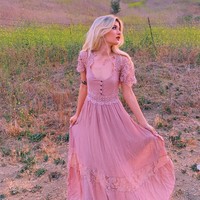 Sami mengatakan bahwa nantinya ia akan mengunggah 2 sampai 3 konten setiap minggunya. OnlyFans sendiri biasanya dipakai sebagai situs untuk menjual konten dewasa. Foto: Instagram/@samisheen