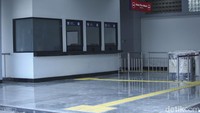 Selain itu seluruh fasilitas pelayanan pengguna juga sudah dilengkapi dan dipastikan dapat berfungsi dengan baik sebelum pengoperasian stasiun ini.