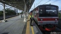 Sebagai informasi, Stasiun Matraman ini berlokasi di jalan Matraman Raya, Jakarta Timur. Stasiun ini sangat strategis untuk para pengguna yang berada di sekitar wilayah Matraman, Kampung Melayu, Jatinegara dan Manggarai.
