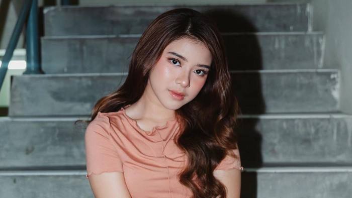 Tiara Andini