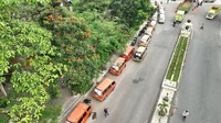  Selain deklarasi, dalam kesempatan yang sama juga digelar launching 100 angkot dari trayek di Kabupaten Garut bergambar Prabowo-Gus Muhaimin.