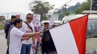 Sementara, Gus Muhaimin merepresentasikan santri. Yang mana ia merupakan cucu salah satu pendiri Nahdlatul Ulama (NU) sejak kecil di pesantren, dan saat ini dalam sepak terjangnya di dunia politik berhasil menggoalkan sejumlah regulasi yang berpihak pada santri dan pesantren.