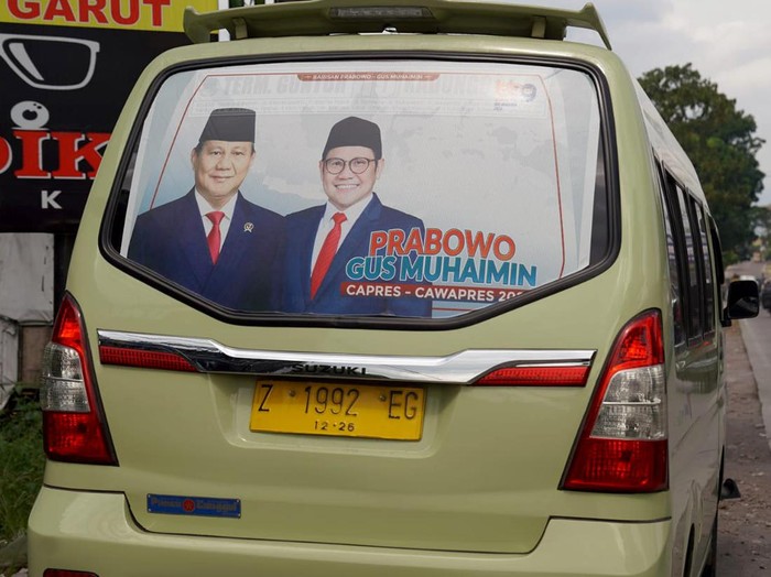 Sejumlah elemen masyarakat-Komunitas yang tergabung dalam  Relawan Barisan Prabowo Gus Muhaimin, Garut mendeklarasikan dukungan untuk pasangan tersebut maju Capres-Cawapres.