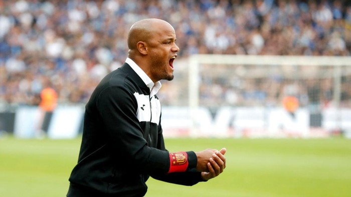 BRUGGE , BELGIUM - MAY 22 :  Kompany Vincent head coach of Anderlecht during the Jupiler Pro League Champions Play-Off match between Club Brugge and Rsc Anderlecht at the Jan Breydel Stadium on May 22, 2022 in Brugge , Belgium, 22/05/2022 ( Photo by Jimmy Bolcina / Photo News via Getty Images)