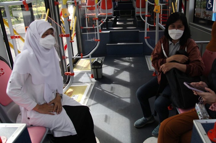 Wakil Ketua DPRD Kota Surabaya Reni Astuti