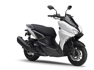 Tampang saat Yamaha Aerox 155 Pakai Model Dek Rata
