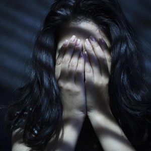 Wanita Diam-diam Nikahi Pria Lain Padahal Punya Pacar, Alasannya Bikin Sedih