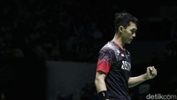 Unggulan ketujuh itu melaju ke fase 16 besar usai menang 22-20, 21-8.