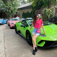 Baru-baru ini Ayu Thalia kembali disorot karena pernyataannya dalam persidangan yang menuding jika Sean pernah mengajaknya tidur bareng dan memanggilnya sayang. Namun pernyataan Ayu itu langsung dibantah oleh Sean. Seingat saya nggak ya, karena buat saya, saya masih muda, jadi (sebagai) laki-laki, kata-kata seperti itu buat saya bukan sesuatu yang spesial. Maksudnya sayang bisa apa saja dan mulai itu yang kejar-kejar itu cewek sebenarnya, kata Nicholas Sean saat ditemui usai sidang di Pengadilan Negeri Jakarta Utara, Selasa (14/6/2022). Foto: Instagram/@thata_anma