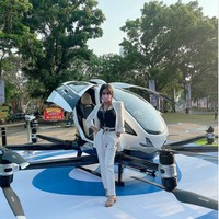 Ayu Thalia sendiri cukup aktif di Instagram dan terkenal sering membagikan foto-foto gaya hidup mewahnya. Hingga saat ini dirinya bahkan sudah berhasil menguumpulkan lebih dari 104 ribu pengikut di Instagram. Foto: Instagram/@thata_anma