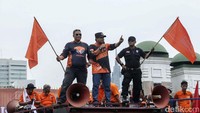 Presiden Partai Buruh Said Iqbal juga meminta pendukungnya untuk tidak memilih parpol dan politisi pendukung Omnibus Law.
