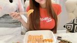 Ragam Pose Selebgram Alicebambam yang Meninggal Usai Tersedak Sate Babi