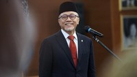 Momen Zulkifli memberikan sambutannya kepada jajaran Kementerian Perdagangan. Zulkifli sendiri kini menjadi Menteri Perdagangan periode 2022-2024.