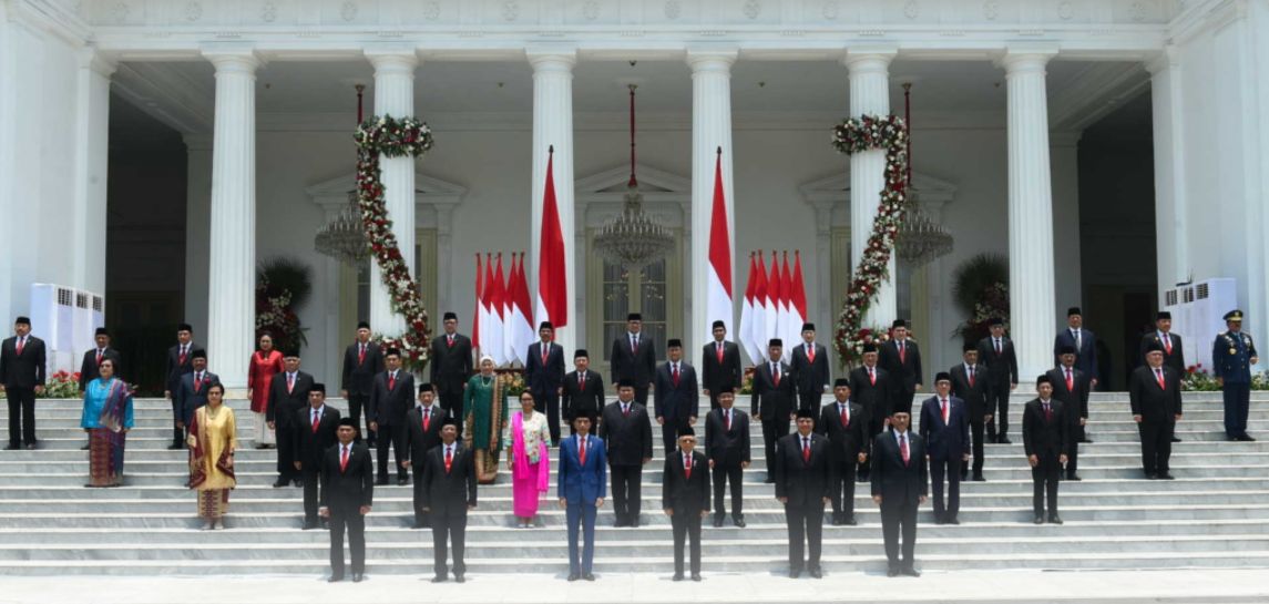 Perombakan Kabinet Indonesia Maju akan dilakukan hari ini. Agenda tersebut dilaksanakan siang ini, Rabu (15/6/2022) di Istana Negara, Jakarta.