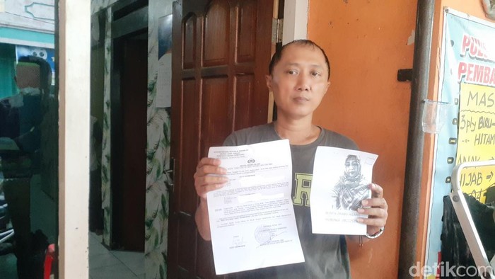 Kisah haru seorang suami menemukan istrinya yang sempat lima hari di Semarang, Rabu (15/6/2022).