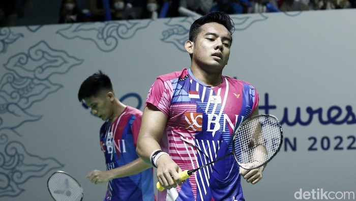 Pramudya Kusumawardana/Yeremia Erich Yoche Yacob Rambitan lolos ke babak 16 besar Indonesia Open 2022. Ganda putra Indonesia itu mengalahkan Ben Lane/Sean Vendy.