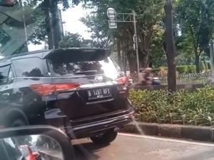 Viral Fortuner Pelat RF Terobos Busway, Sempat Lolos Kini Diciduk Polisi