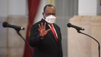 Kemudiaan ada John Wempi Watipo yang dilantik sebagai Wakil Menteri Dalam Negeri (Wamendagri).