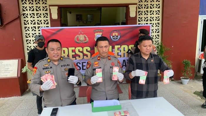 Pengungkapan kasus sindikat uang palsu di Makassar. Rp 59 juta uang palsu disita (Dok. Istimewa).