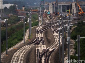 Biaya Proyek Kereta Cepat Berpotensi Tambah Bengkak Rp 2,3 T!