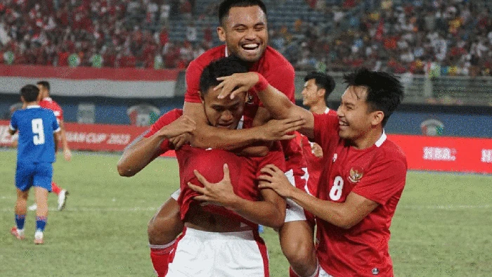Timnas Indonesia sukses meraih tiket ke Piala Asia 2023 usai menaklukkan Nepal. Hasil itu diraih usai Timnas Indonesia tumbangkan Nepal 7-0.