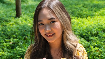 Potret Rebecca Suwignyo yang Senang Masak dan Liburan