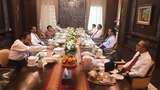 Makan Siang Spesial Jokowi dengan Ketum Parpol Sebelum Ganti Menteri