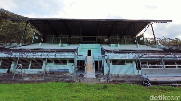 Stadion Massenrepulu Enrekang.