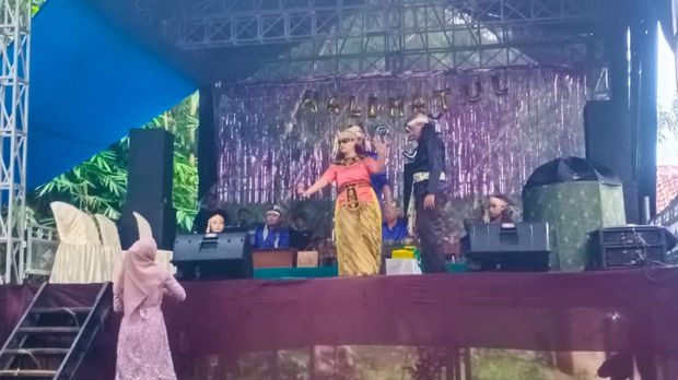 Tari Sintren di Cirebon.