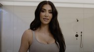 Kim Kardashian Posting Quote, Netizen Ramai Kritik