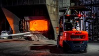 Semua bahan-bahan daur ulang tersebut kemudian dipanaskan menjadi aluminium.