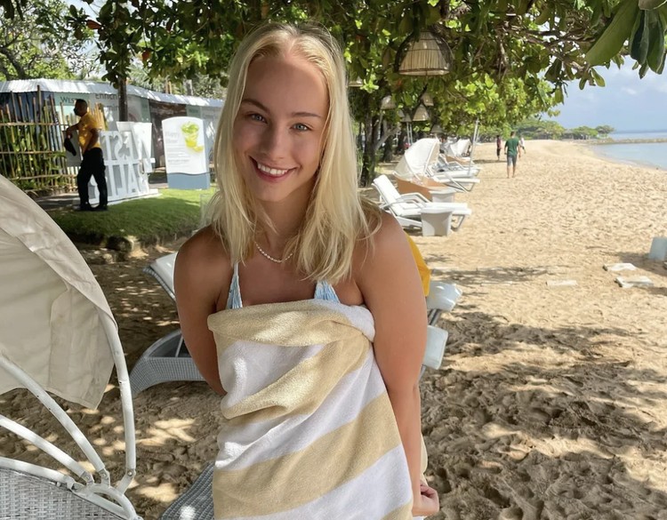 Alexandra Boje Alexandra Boje