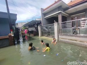 Fenomena Full Moon Picu Banjir Rob di Pesisir Jatim 2-9 Desember 2025