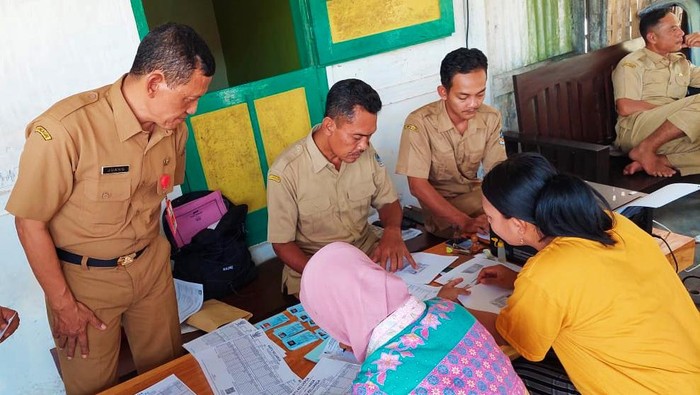 Banyuwangi Tuntaskan 98 Persen Adminduk Kampung Sukamade