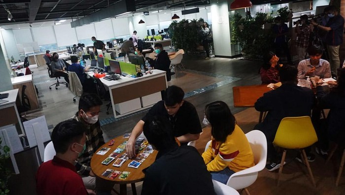 PT Bank Central Asia Tbk mewujudkan pembangunan berkelanjutan lewat Green building yang menerapkan teknologi berbasis ramah lingkungan.