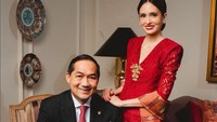 Aktris yang terkenal era 90-an, Bianca Adinegoro menjadi istri mantan Menteri Perdagangan, Muhammad Lutfi. Foto: Instagram/@bianca.alinda