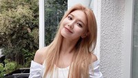 Disebut-sebut Sooyoung mengubah penampilannya untuk comeback SNSD. (dok. Instagram @sooyoungchoi) 