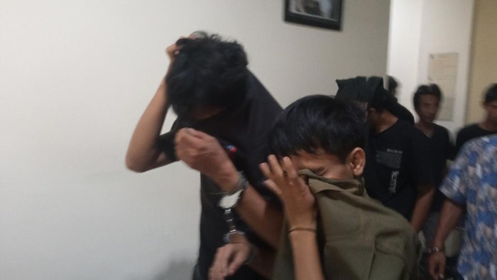 Polisi tangkap komplotan curanmor yang kerap beraksi di Bekasi hingga Tangerang, Kamis (16/6/2022).