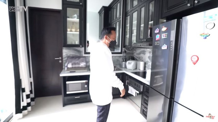 Dapur Nikita Mirzani Dapur Nikita Mirzani