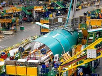 Boeing Tahan Produksi Pesawat 737 MAX, Ada Apa?