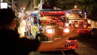 Biaya perjalanan rata-rata menggunakan Jeepney adalah 8 Peso Filipina atau sekitar Rp 2.300,  paling murah untuk moda transportasi di sana. (Noel Celis/AFP) 