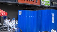 Sementara itu, dalam data terbaru Worldometers per Rabu, 15 Juni 2022, China telah melaporkan 225.054 kasus Covid-19. Angka ini juga diiringi 5.226 kasus kematian. (AP/Mark Schiefelbein)