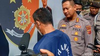 Aksi bejat MB diketahui telah dilakukannya sejak 2016 silam. Kusworo menjelaskan MB melakukan aksinya dengan mengiming-imingi korban dengan uang. Dengan itu, kata dia, korban berhasil dikelabui tersangka.