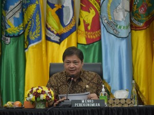 Rakor dengan Pj Kepala Daerah, Ini Arahan Airlangga soal Vaksin-Kemiskinan