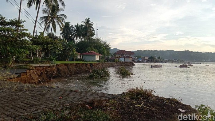 Kondisi terkini lokasi abrasi di Minahasa Selatan, Sulut.