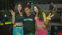 Lisa Oktaviani bertemu Hotman Paris di salah satu mal. (Foto: dok. Instagram @lisa_oktaviani96) 