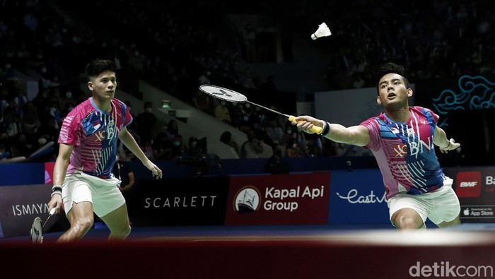 Wakil Indonesia Pram/Yere melaju ke perempatfinal Indonesia Open 2022. Mereka mengalahkan peraih emas Olimpiade Tokyo, Lee Yang/Wang Chi-lin.