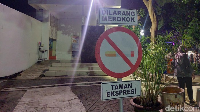 kawasan tanpa rokok